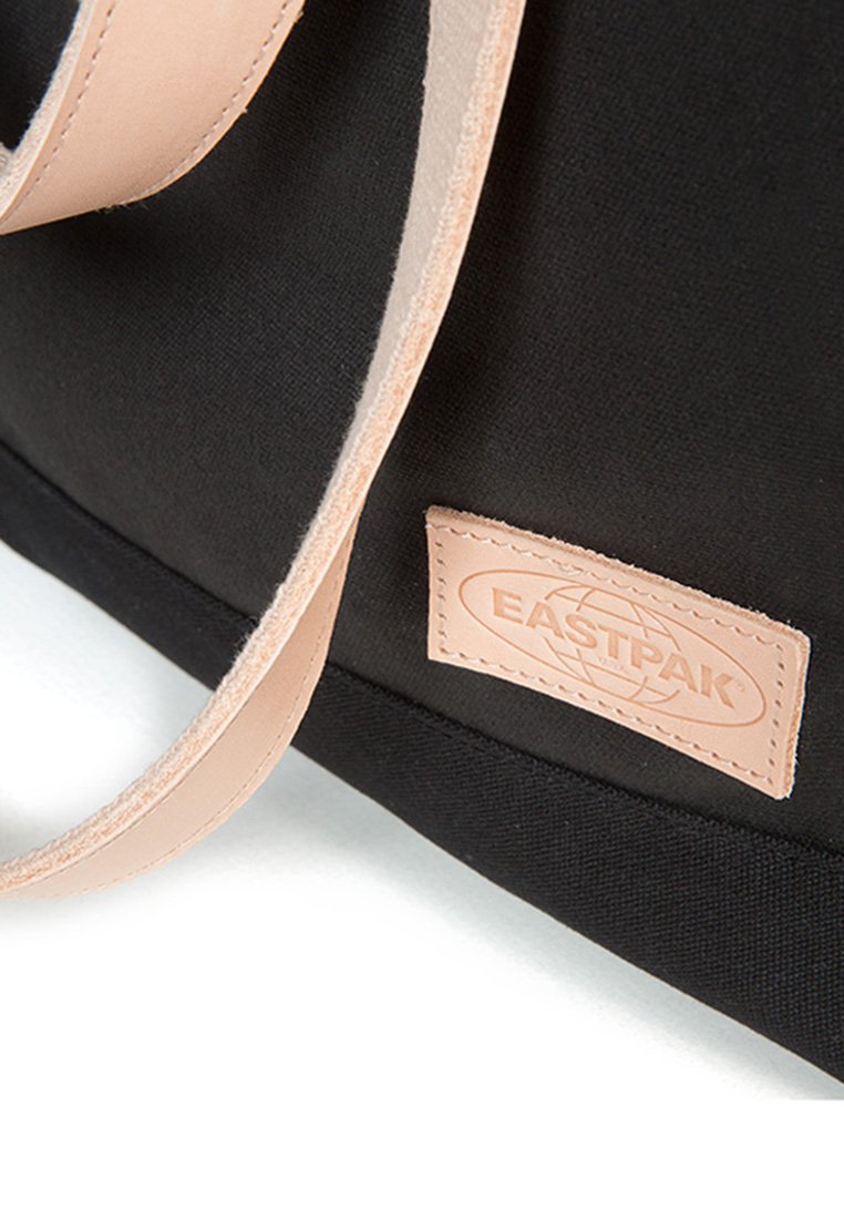 eastpak flask superb