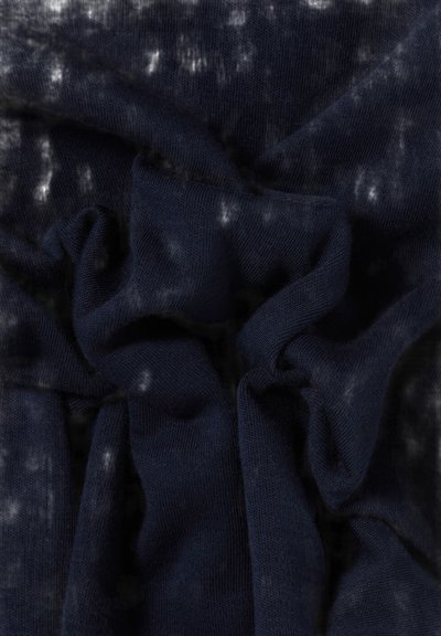 Tessuto a maglia blu navy con una texture morbida, caratterizzato da un aspetto stropicciato e leggere variazioni di colore che creano un effetto marmorizzato.