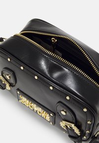Versace Jeans Couture BIKER COUTURE 01 - Skulderveske - black