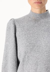 Vero Moda Petite VMDOFFY - Pullover - medium grey melange