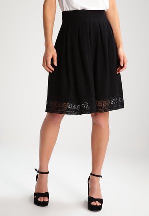 Falda acampanada - black