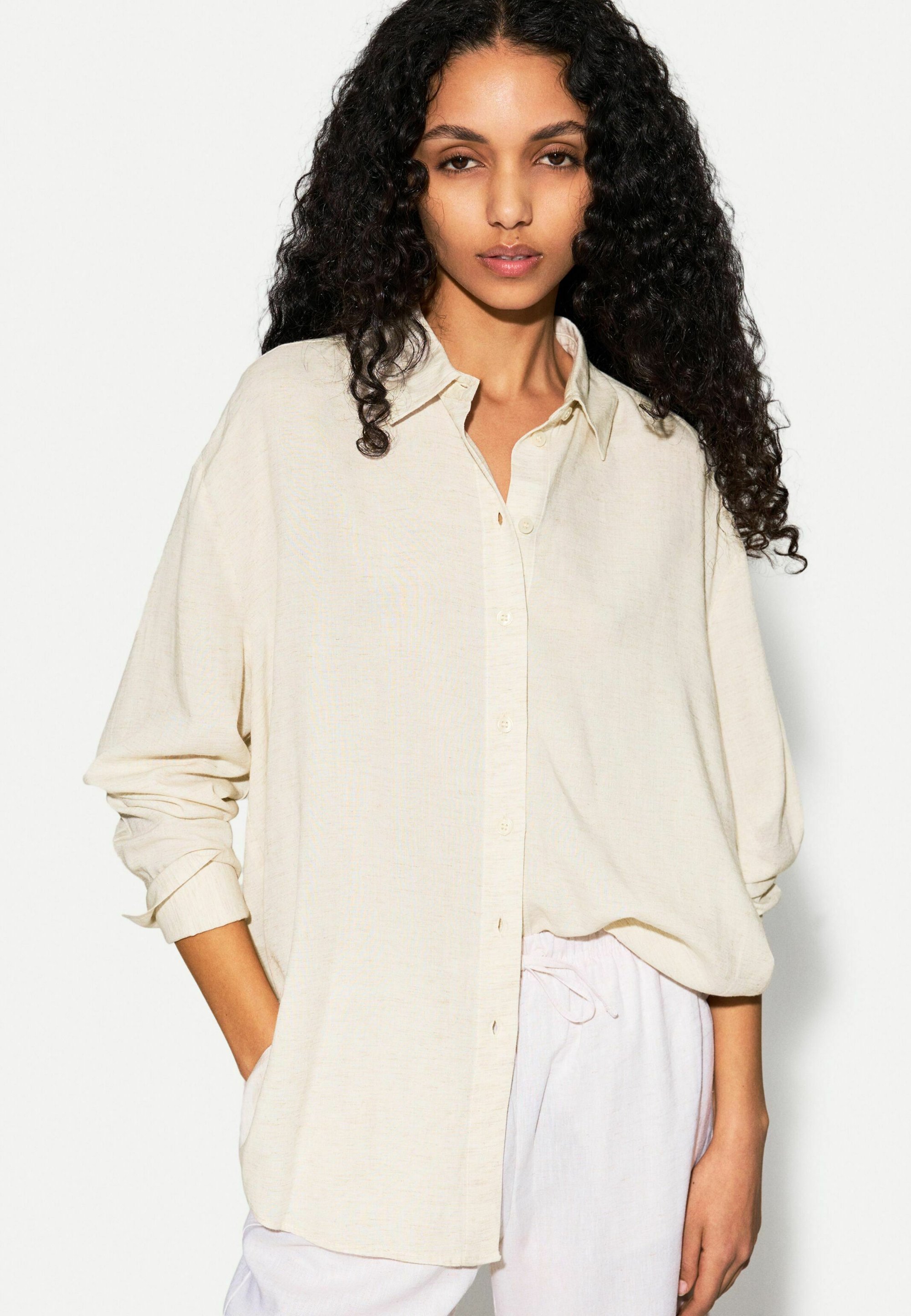 Bershka Camicia sand/sabbia Zalando