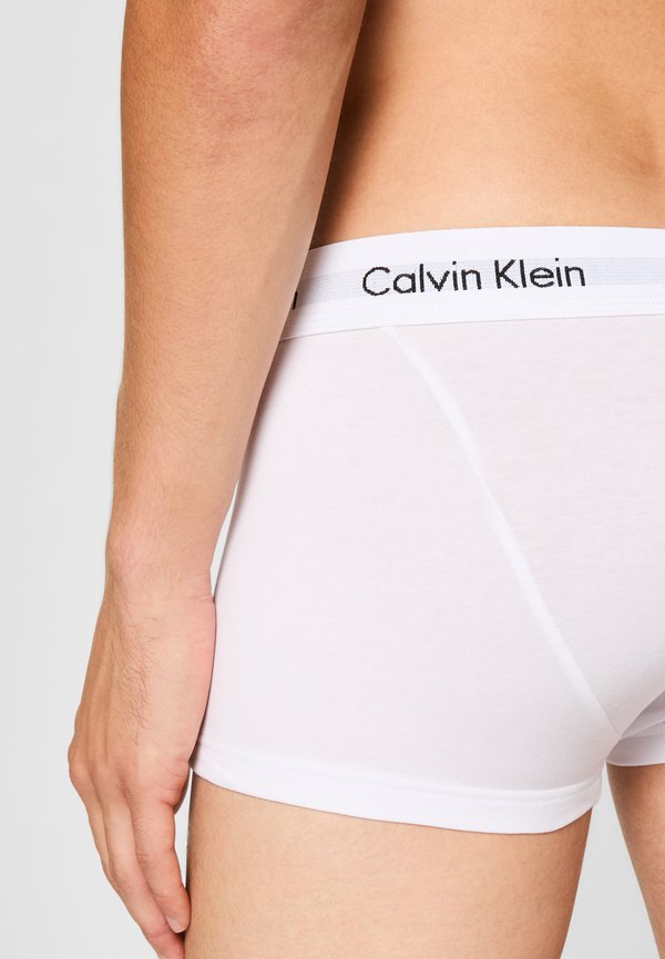 LOW RISE TRUNK 3 PACK - Trunks4