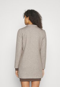 ONLY ONLSOHO OTWNOOS - Cappotto classico - walnut melange