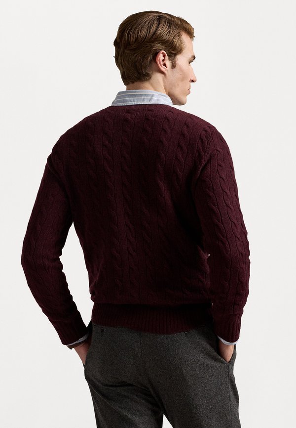 CABLE KNIT WOOL CASHMERE JUMPER - Jumper - aged wine heather3