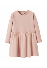 Abito rosa a maniche lunghe realizzato in tessuto a costine, con un collo e una vita arricciati. Morbido, testurizzato, con una gonna ampia e maniche raccolte.