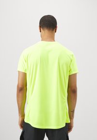 Nike Performance RAFA CHALLENGER - Sportiniai marškinėliai trumpomis rankovėmis - volt geode teal