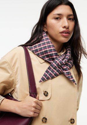 Tommy Jeans, LOGO LABEL PADDED TRIANGLE SCARF - Фулар - multi-coloured