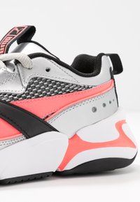 Puma Sneakers basse - silver-coloured