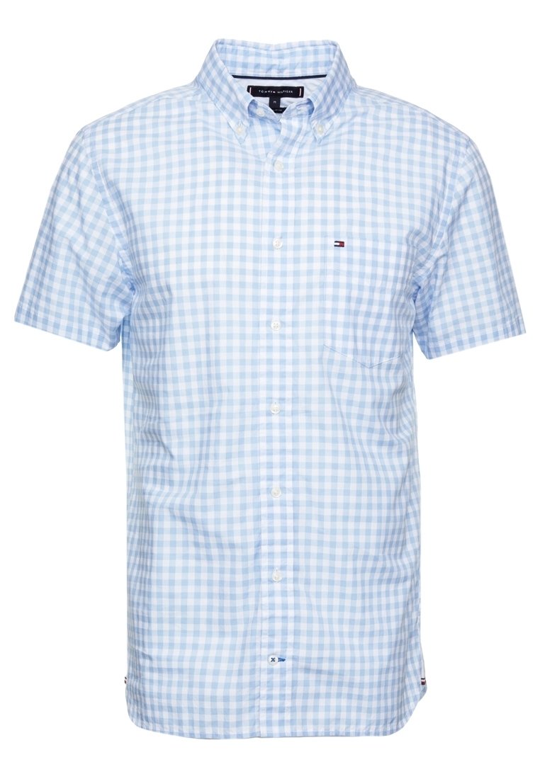Camicia a maniche corte con bottoni in tessuto di cotone a fantasia check blu chiaro, dotata di taschino sul petto e un piccolo logo decorativo.