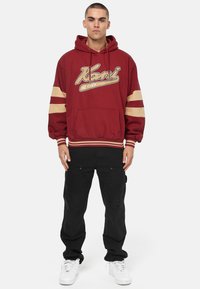 Karl Kani - VARSITY HOODIE - Hoodie - red Thumbnail Image 1