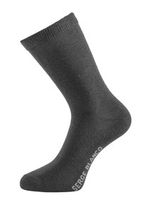 Chaussette mi-mollet gris foncé avec un revers côtelé et le texte de marque "SERGE BLANCO" en blanc près de la zone des orteils.
