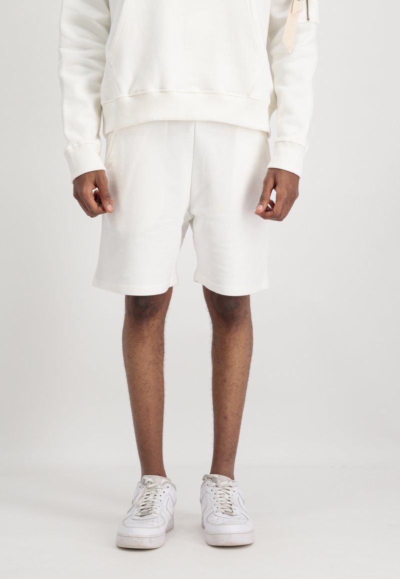 Alpha Industries Šortky - organic white