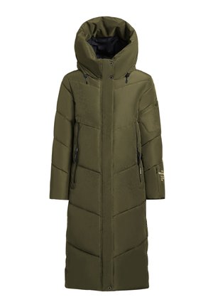 Garšs olīvzaļš pūkains ziemas mētelis ar lielu kapuci, ar rāvējslēdzēja sānu kabatām un pogām gar sāniem un priekšējo aizdaļu.