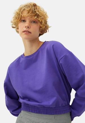 Sweater - purple