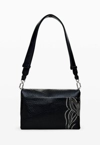 Borsa a mano nera in pelle con finitura texturizzata, caratterizzata da un motivo floreale bianco decorativo su un lato e una tracolla regolabile.