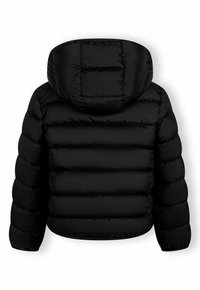 La doudoune noire présente une capuche, un design matelassé avec des coutures horizontales et une texture lisse et brillante. La vue arrière montre une silhouette ajustée.