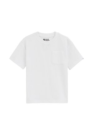 Weißes T-Shirt mit kurzen Ärmeln und Rundhalsausschnitt, ausgestattet mit einer Brusttasche auf der linken Seite, aus Baumwolle mit glatter Textur, und einem Markenlogo im Kragen.