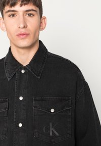 Calvin Klein Jeans OVERSIZED JACKET - Giacca di jeans - black