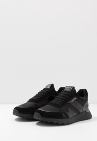 Michael Kors Sneakers - black