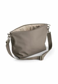 Grå, rektangulær skuldertaske lavet af glat, vandafvisende materiale. Har en toplynlås og justerbar stofrem.