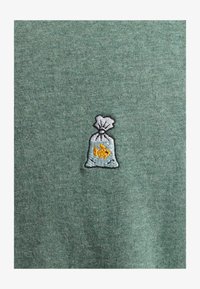 Geselecteerd, dustgreen