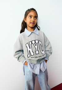 Next SLOGAN MOCK REGULAR FIT - Sweatshirt - grey
