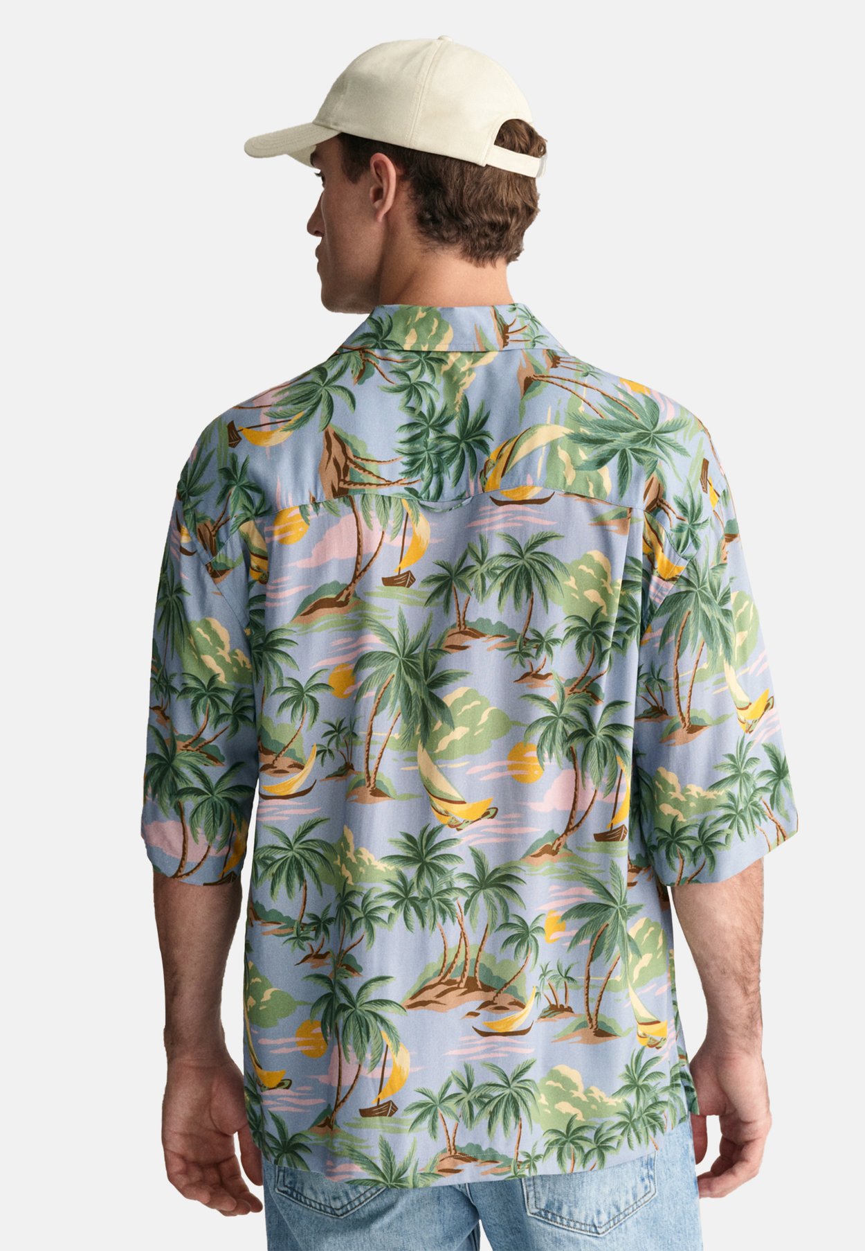 RELAXED FIT HAWAIIAN SHORT SLEEVE