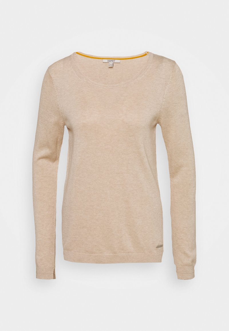 Pull beige à manches longues avec un col rond et un bord contrastant jaune. Texture douce, coupe droite et détail de surpiqûres discrètes près de l'ourlet.