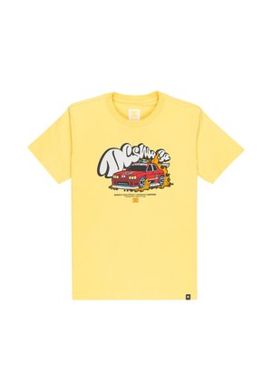 TIRE FIRE  - Print T-shirt - yfw/dusky citron