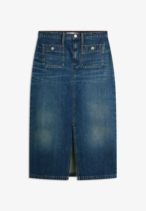 Denim midinederdel med frontslids i midten og to knaplommer foran, i falmet mørkeblå vask med bæltestropper og knaplukning.