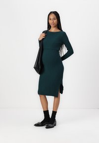 Anna Field MAMA Rochie tricotată - dark green