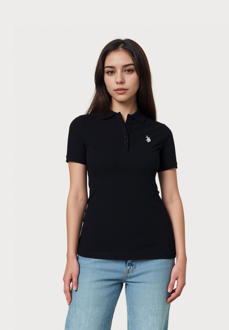 UWHariet Polo