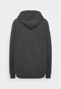 Felpa con cappuccio grigio scuro dal texture morbido, dotata di tasca a marsupio, polsini e orlo ribattuti, progettata per un abbigliamento casual.