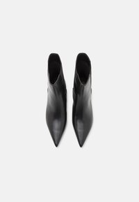 Calvin Klein Jeans CONE HEEL BOOT  - Bottines - triple black