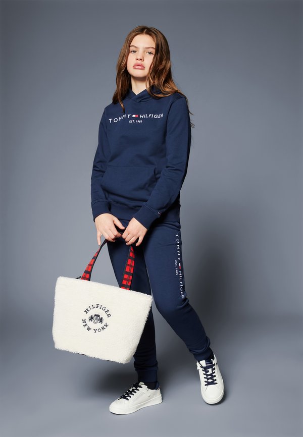 ESSENTIAL HOODIE UNISEX - Hoodie2