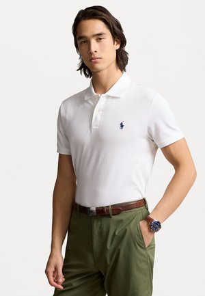 - Koszulka polo