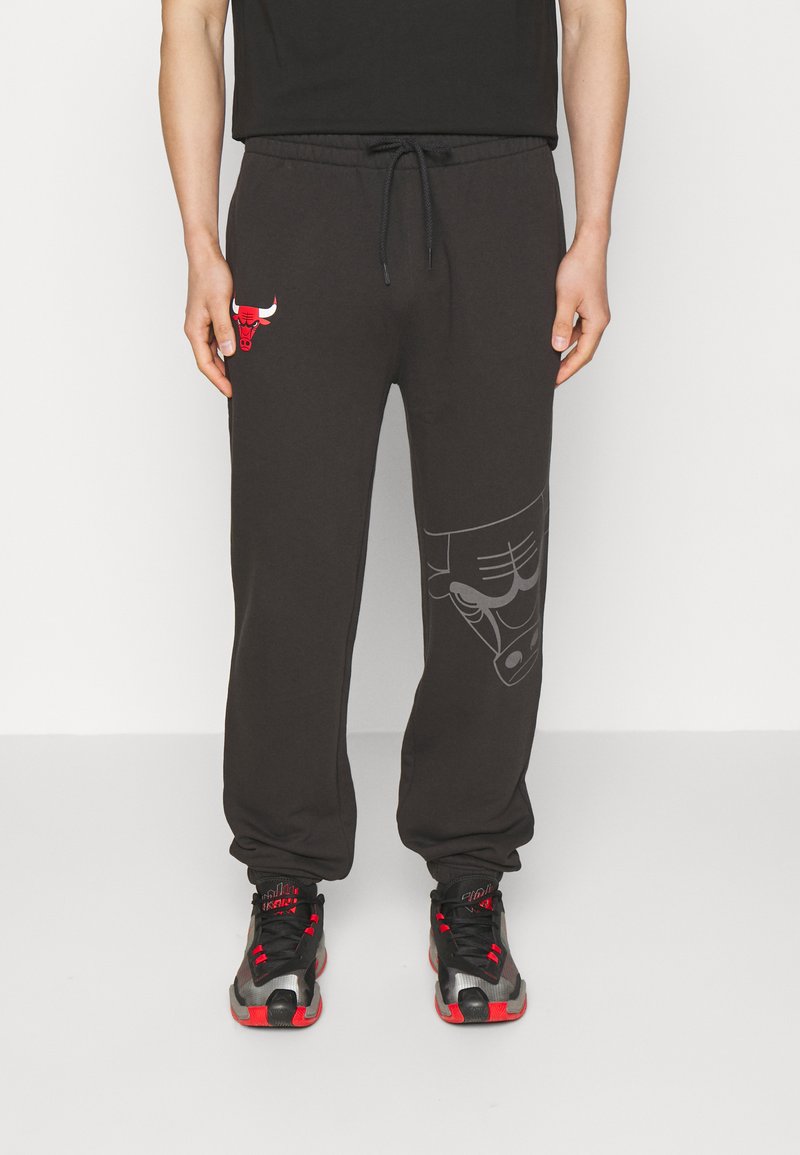 New Era JOGGERS Tracksuit bottoms black/red/black Zalando.co.uk