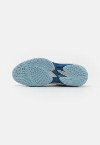 ASICS SKY ELITE - Volleyball shoes - white/dolphin grey