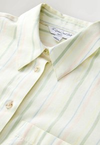 Užsagstoma palaidinė - pastel stripe