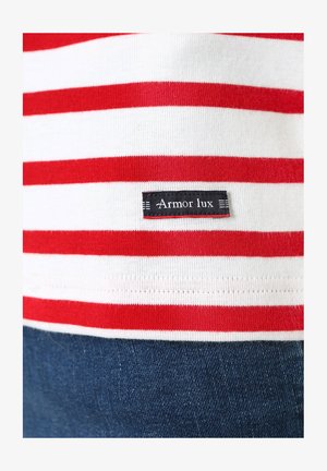 Armor lux, MORGAT MARINIÈRE - T-shirt con stampa - blanc/braise