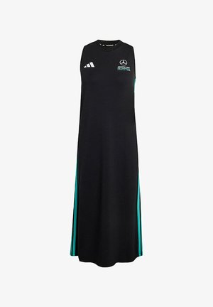 Czarna sukienka bez rękawów o prostym kroju, z turkusowymi paskami po bokach i białymi logo na piersi oraz ramieniu. Miękka struktura tkaniny.