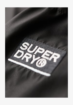 Superdry & Co Chaqueta de invierno - black