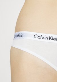 Calvin Klein Underwear THONG 3 PACK CAROUSEL COTTON STRETCH - String - black/white/pastel lilac