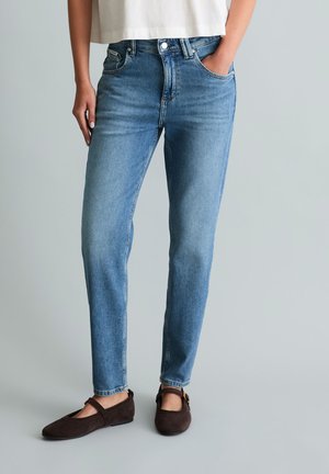 Marc O'Polo DENIM - Jeansy Zwężane
