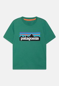 Patagonia - LOGO UNISEX - T-shirt con stampa - gather green Immagine in miniatura 1