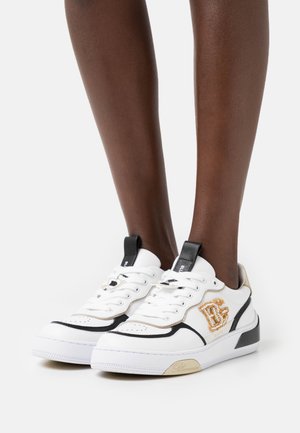 WOW - Matalavartiset tennarit - gold/black