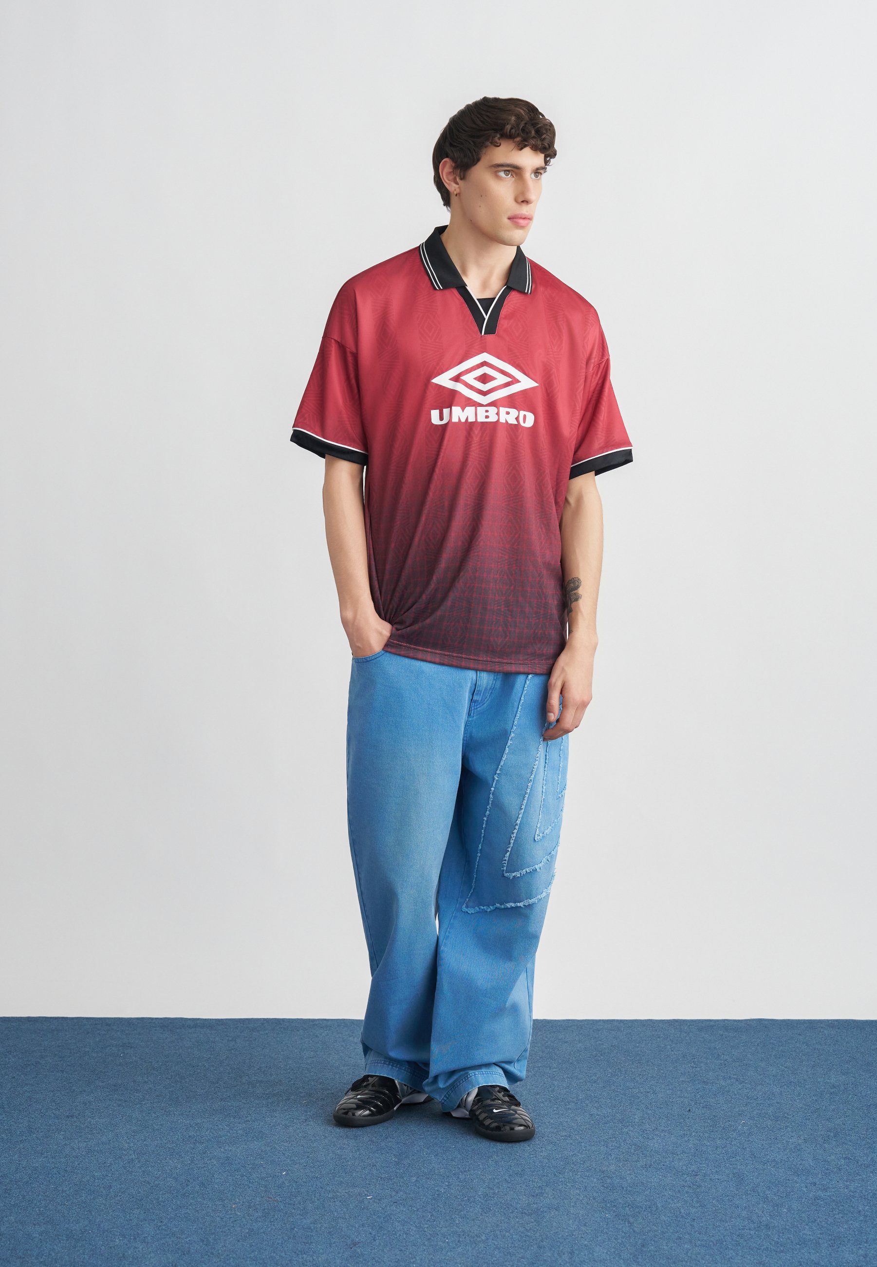Umbro BOXY FOOTBALL SHIRT - Print T-shirt - red - Zalando.co.uk