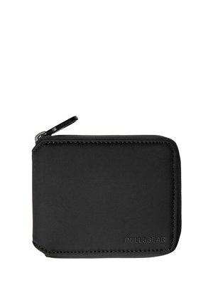 Portefeuille rectangulaire noir à fermeture éclair avec bords cousus et logo "PULL&BEAR" embossé dans le coin inférieur droit à l'avant.