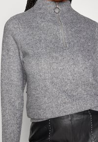 ONLY Sweter